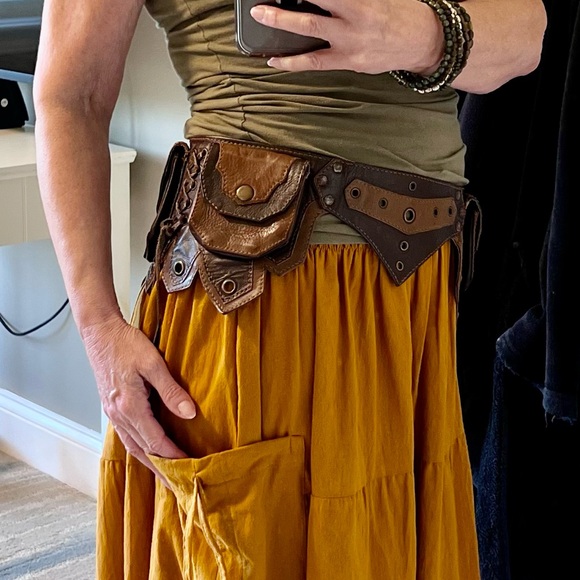 FESTIVAL LEATHER POCKET UTILITY BELT - Picture 1 of 11